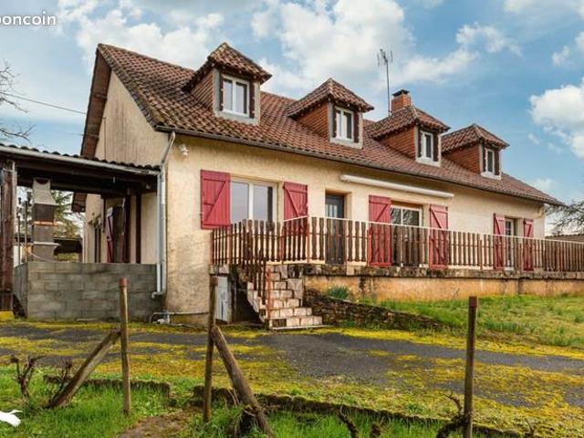 Maison 7 pièces 205 m²
