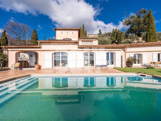 Maison 7 pièces 205 m²