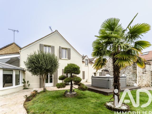 Maison 7 pièces 205 m²