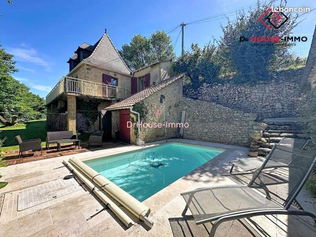 Maison 8 pièces 205 m²