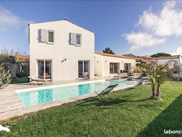 Maison 7 pièces 205 m²