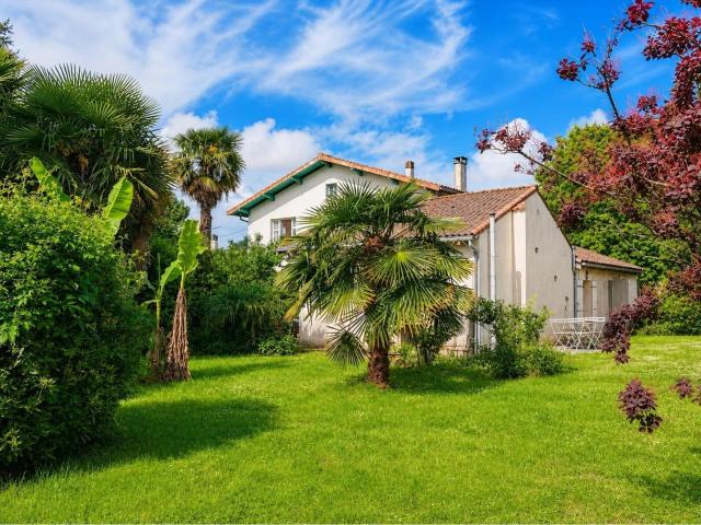 Maison 7 pièces 206 m²