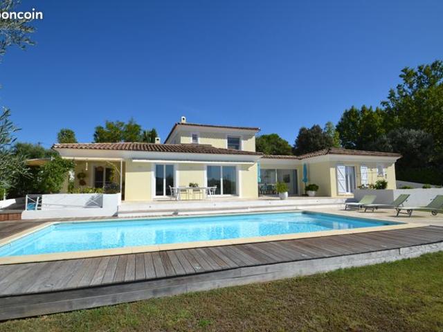 Maison 7 pièces 206 m²
