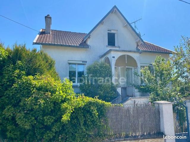 Maison 7 pièces 206 m²