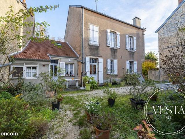 Maison 7 pièces 206 m²