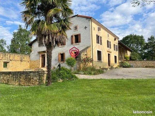 Maison 7 pièces 206 m²