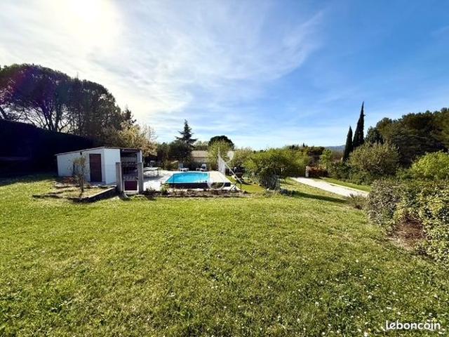 Maison 7 pièces 206 m²