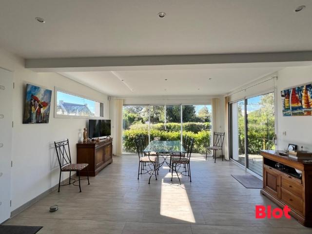 Maison 7 pièces 206 m²