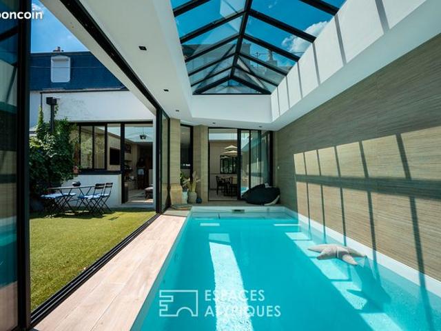 Maison 7 pièces 206 m²
