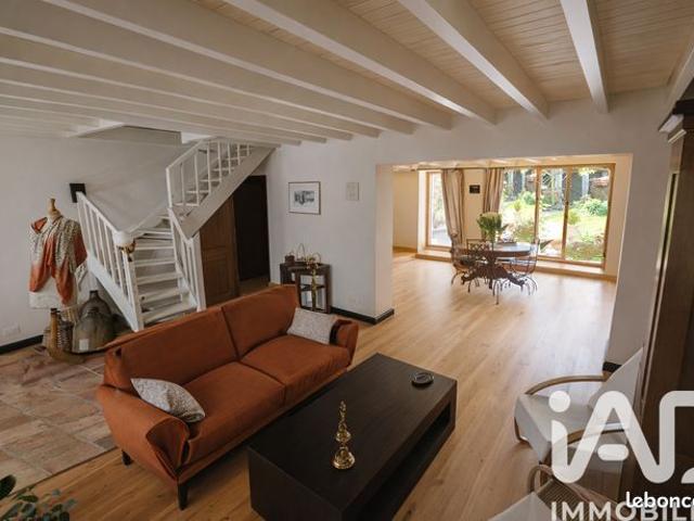 Maison 7 pièces 206 m²