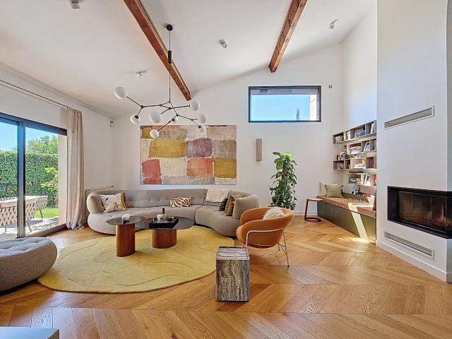 Maison 7 pièces 209 m²