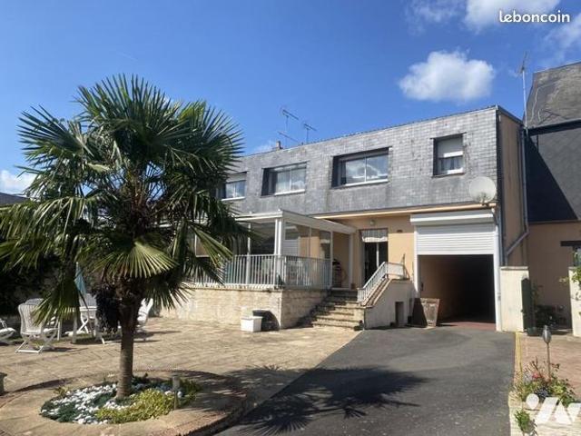 Maison 7 pièces 207 m²