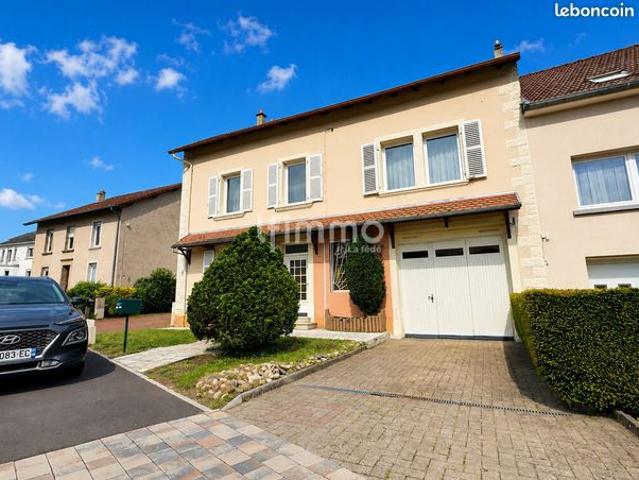 Maison 7 pièces 207 m²