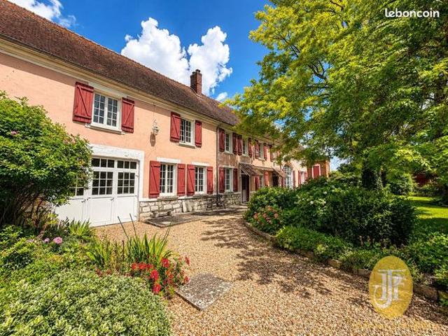 Maison 7 pièces 207 m²