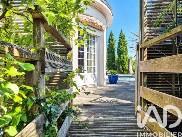 Maison 7 pièces 207 m²
