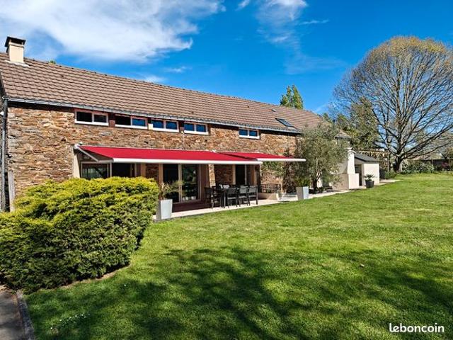 Maison 7 pièces 207 m²