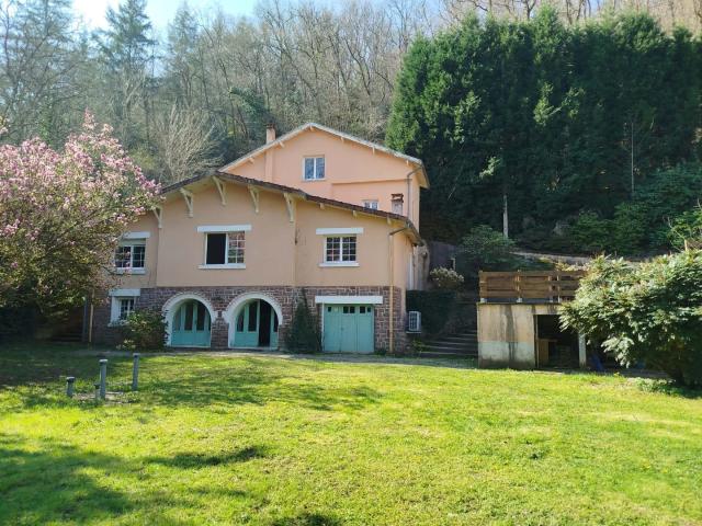 Maison 7 pièces 207 m²