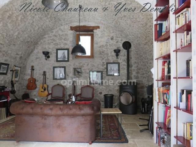 Maison 7 pièces 207 m²