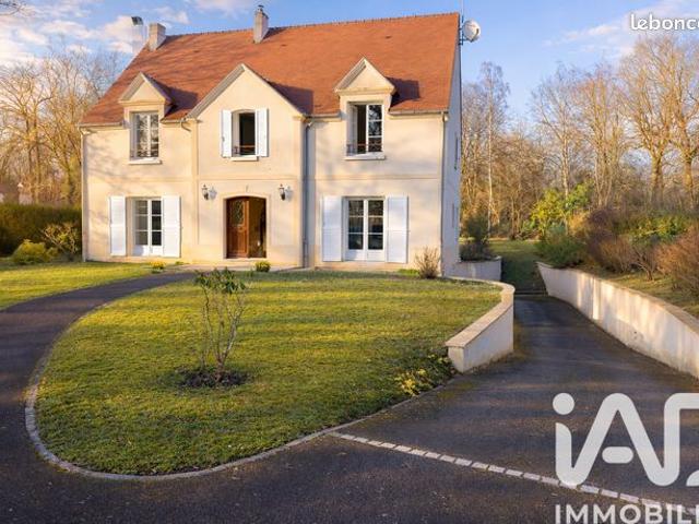 Maison 7 pièces 207 m²