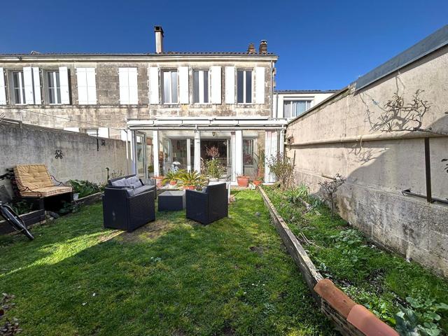 Maison 7 pièces 207 m²