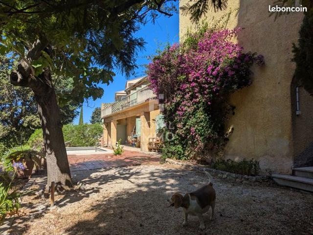 Maison 7 pièces 207 m²
