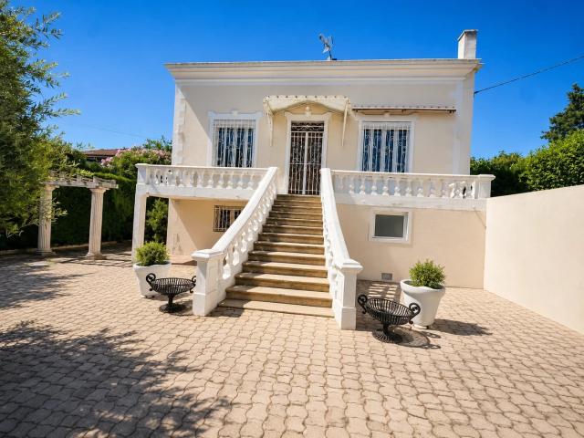 Maison 7 pièces 207 m²