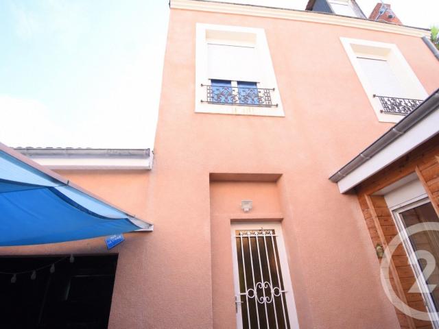 Maison 7 pièces 207 m²