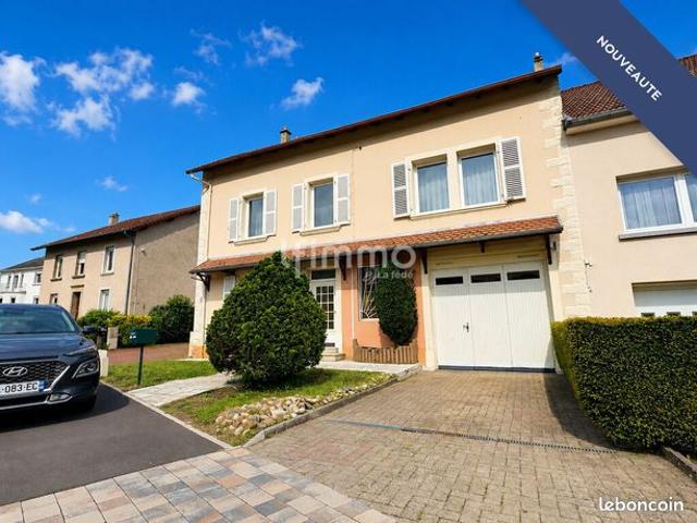 Maison 7 pièces 207 m²