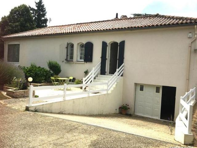 Maison 7 pièces 207 m²