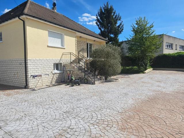 Maison 7 pièces 207 m²