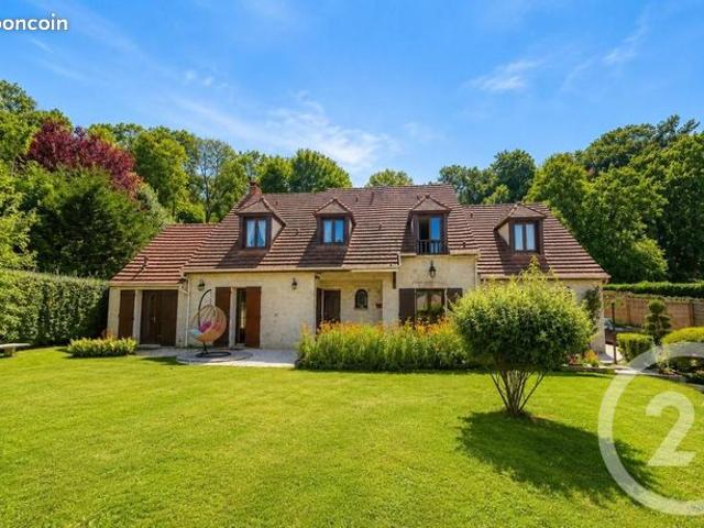 Maison 7 pièces 208 m²