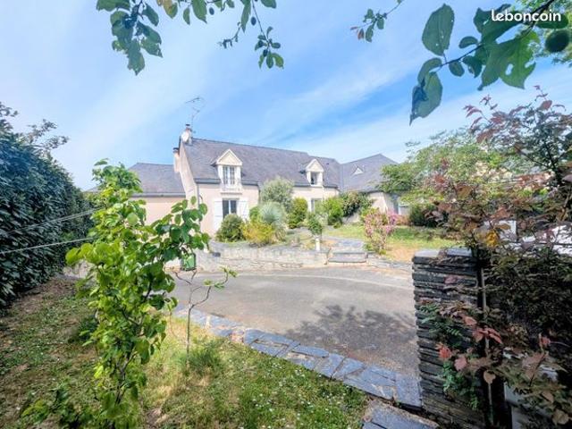 Maison 7 pièces 208 m²