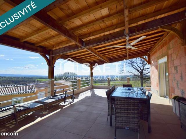 Maison 7 pièces 208 m²