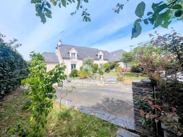 Maison 7 pièces 208 m²