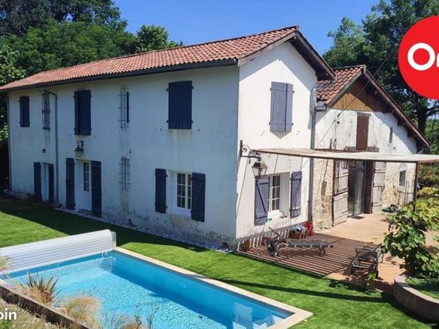 Maison 7 pièces 208 m²