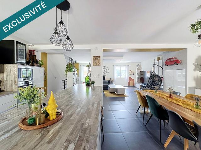Maison 7 pièces 208 m²