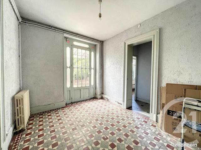 Maison 7 pièces 208 m²