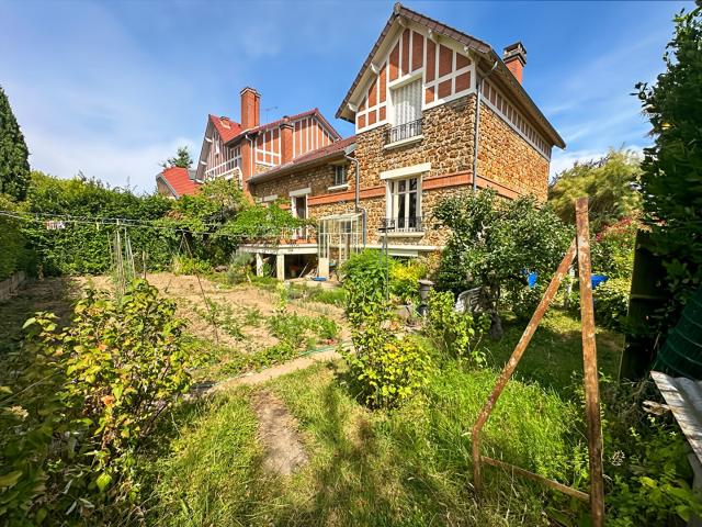 Maison 7 pièces 208 m²