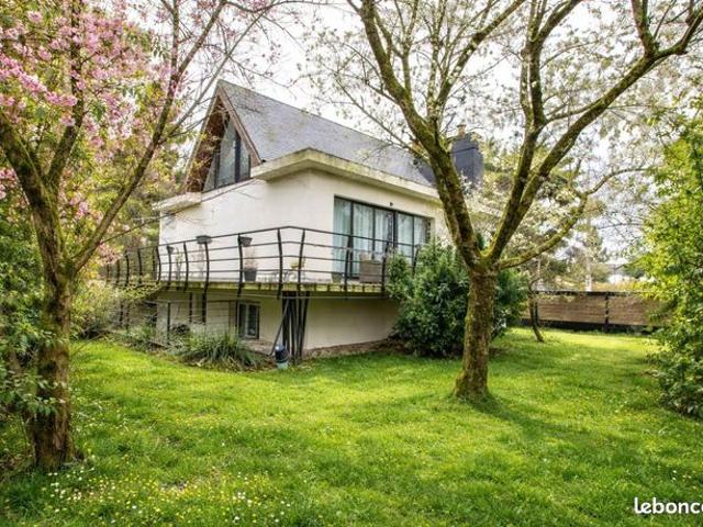 Maison 7 pièces 209 m²