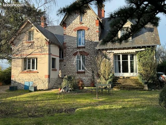 Maison 7 pièces 209 m²