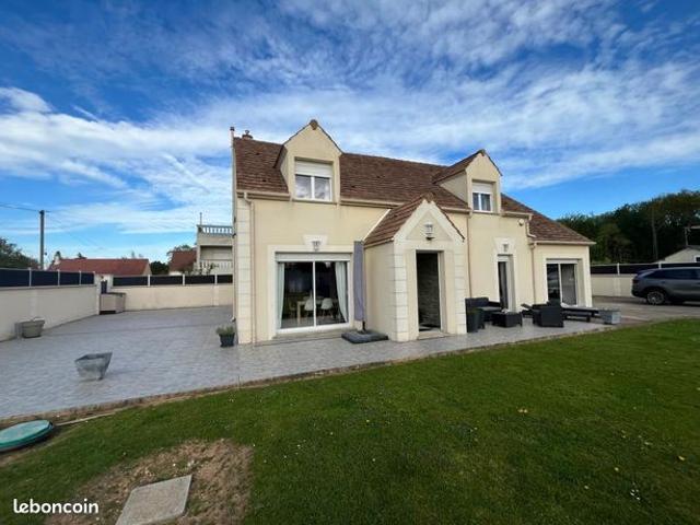Maison 7 pièces 209 m²