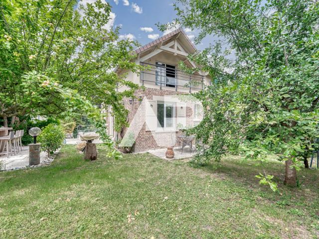 Maison 7 pièces 209 m²