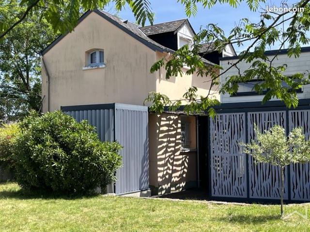 Maison 7 pièces 209 m²