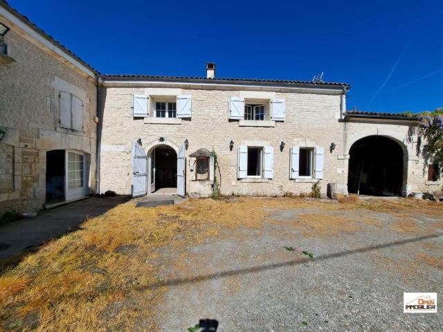 Maison 7 pièces 209 m²