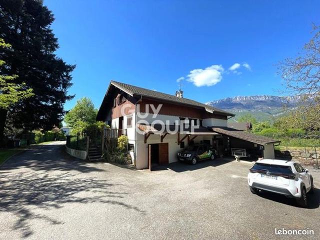Maison 7 pièces 209 m²