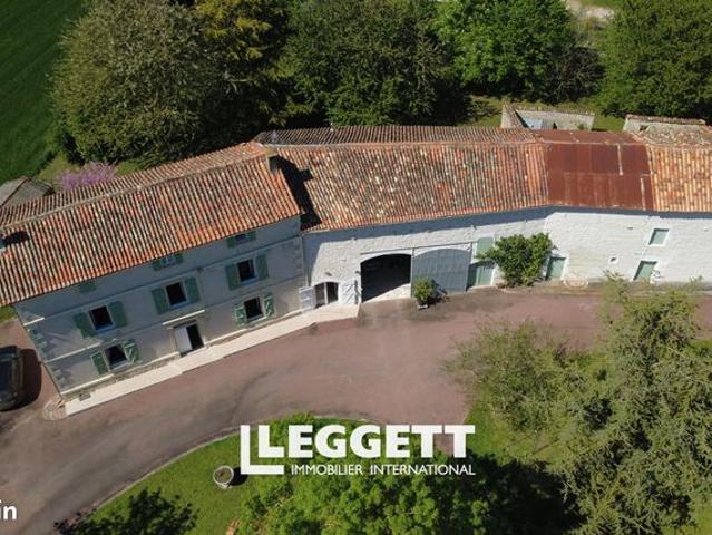 Maison 7 pièces 209 m²