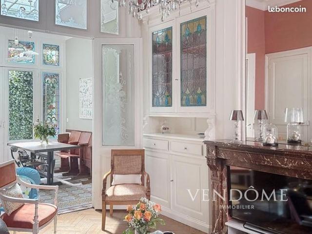 Maison 7 pièces 200 m²