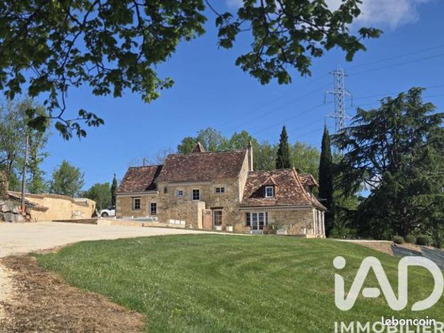 Maison 7 pièces 200 m²