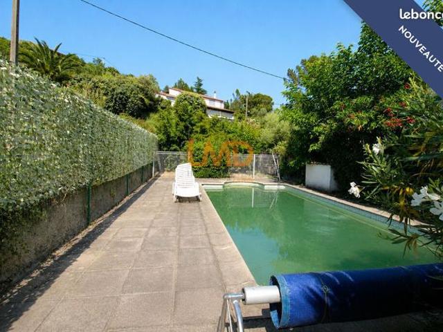 Maison 7 pièces 200 m²