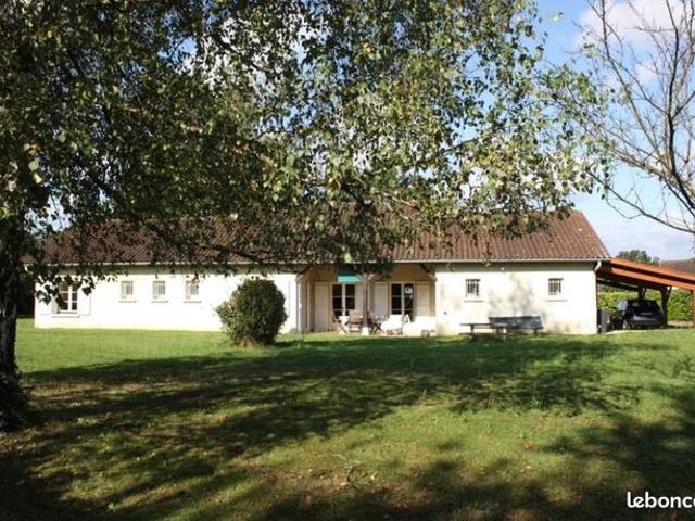 Maison 7 pièces 200 m²